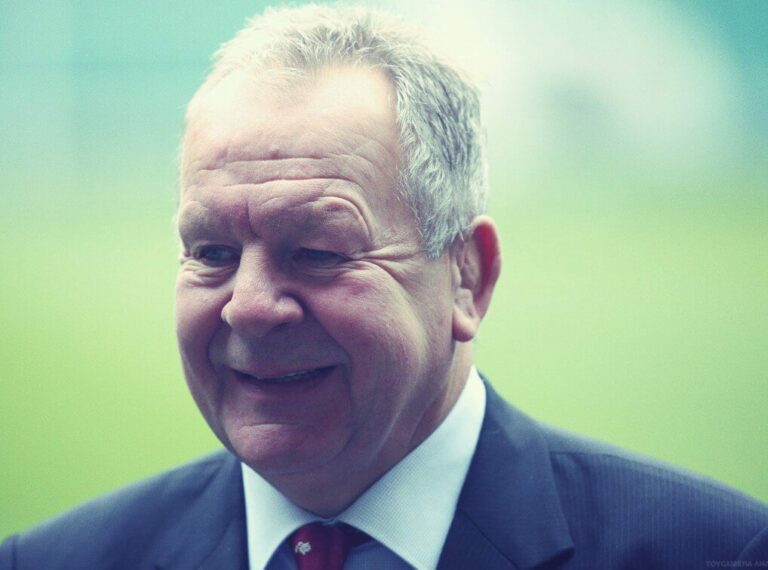 Bill Beaumont 1018x755