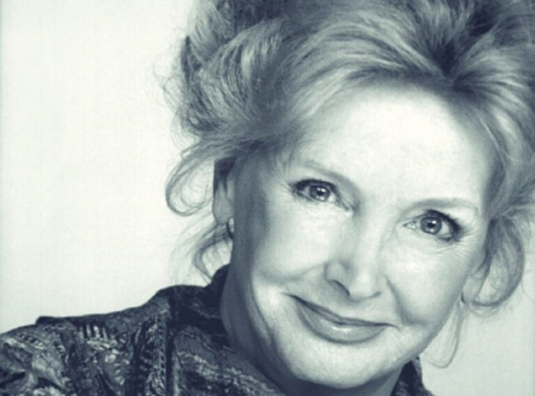 Millicent Martin 001.png effected