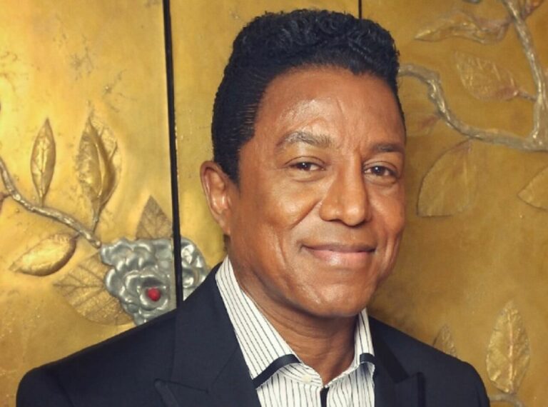 030812 celebs jermaine jackson.png effected