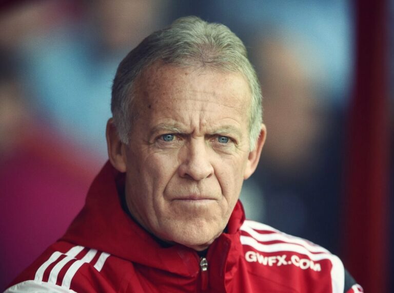 Alan Curtis effected