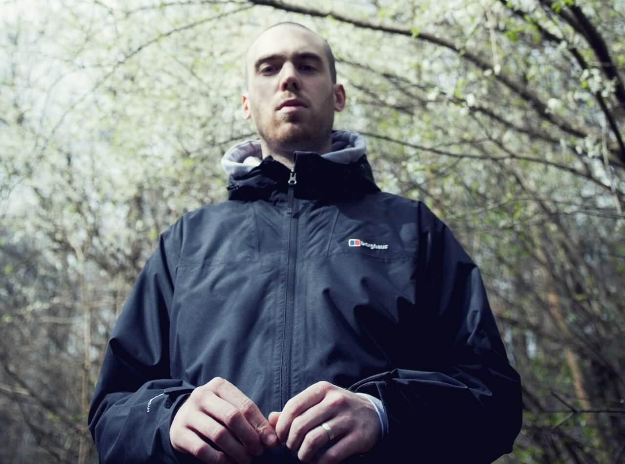 Lamont press shot 2.JPG effected