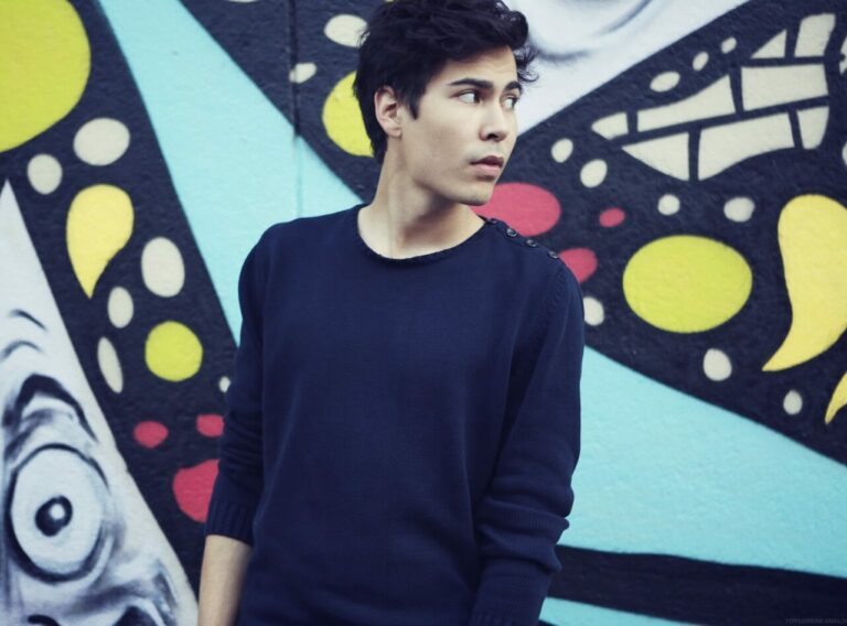 TezCadey offical press photo 5 effected