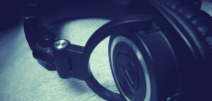 mm-headphones-banner