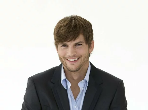 Ashton Kutcher MN2S