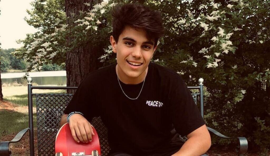 Alex parsa e1634662946218