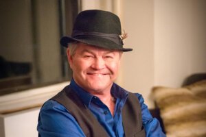 Micky-Dolenz-photo-credit-Paul-Undersinger-Enhanced