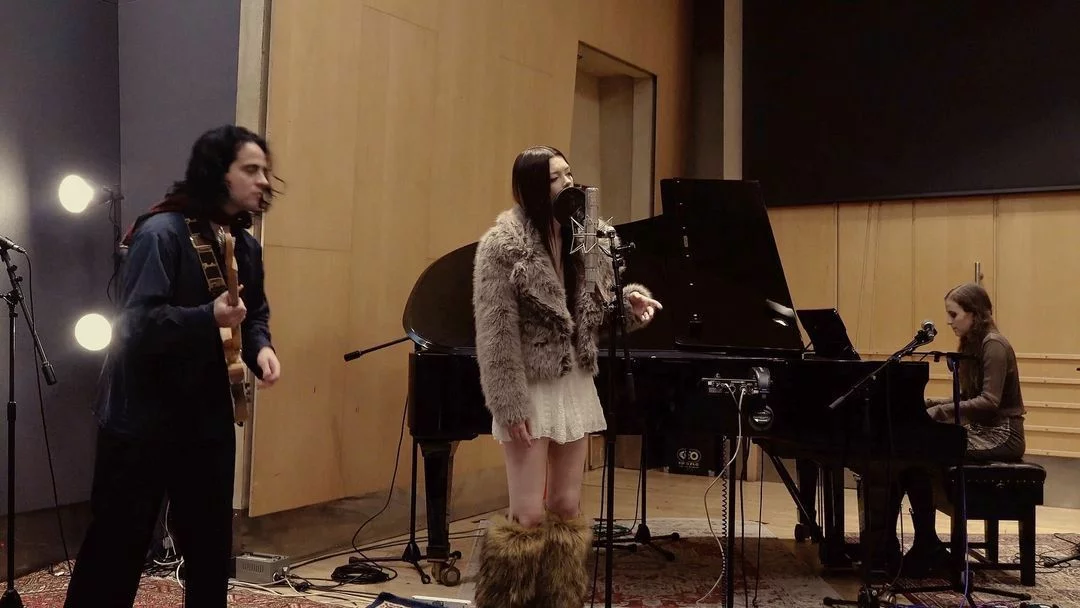 Courtney Hadwin Unveils a New Take on “Call Me Back” with Band Members (Live  at Metropolis Studios) | MN2S