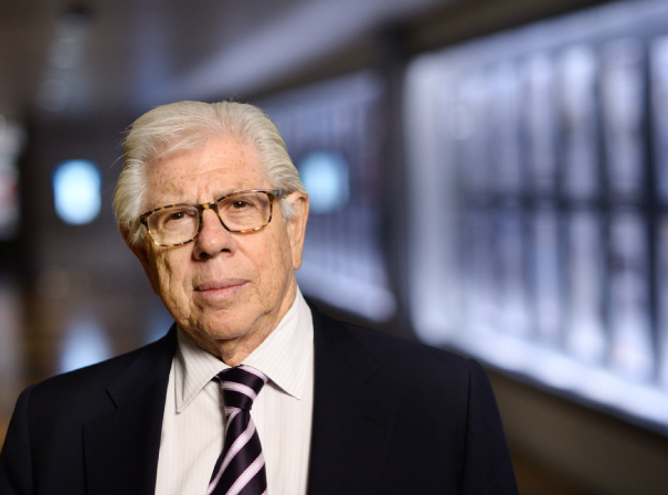 Carl Bernstein