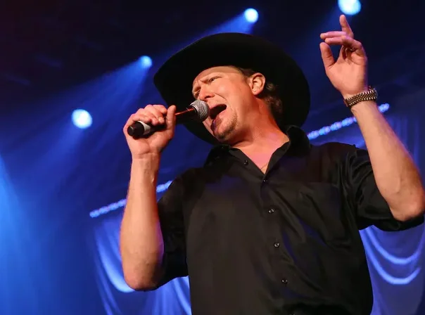 Tracy Lawrence