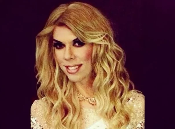 Kelly Mantle