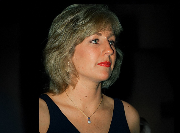 Dee Dee Myers