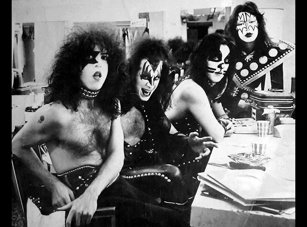 Kiss