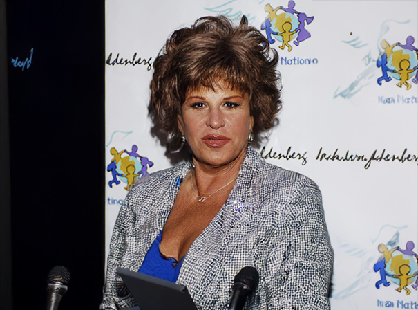 Lainie Kazan