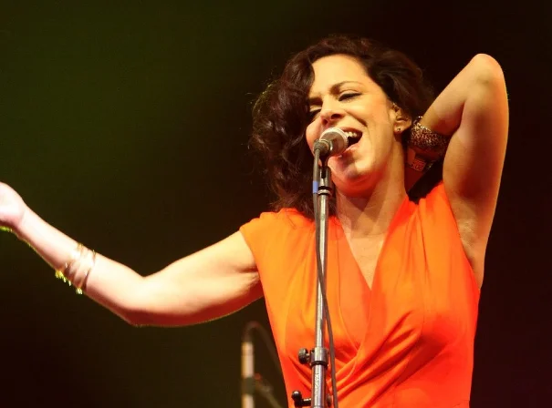 Bebel Gilberto