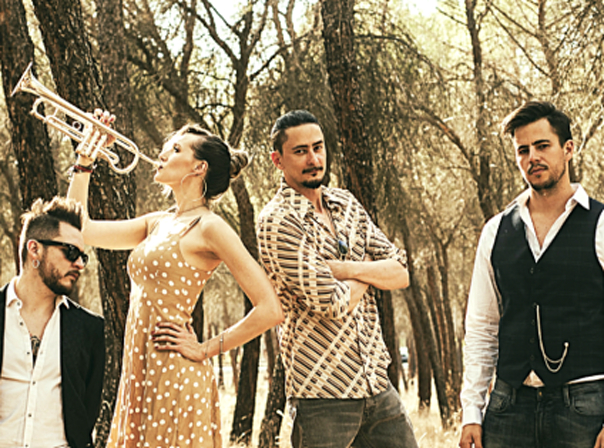 Jenny And The Mexicats