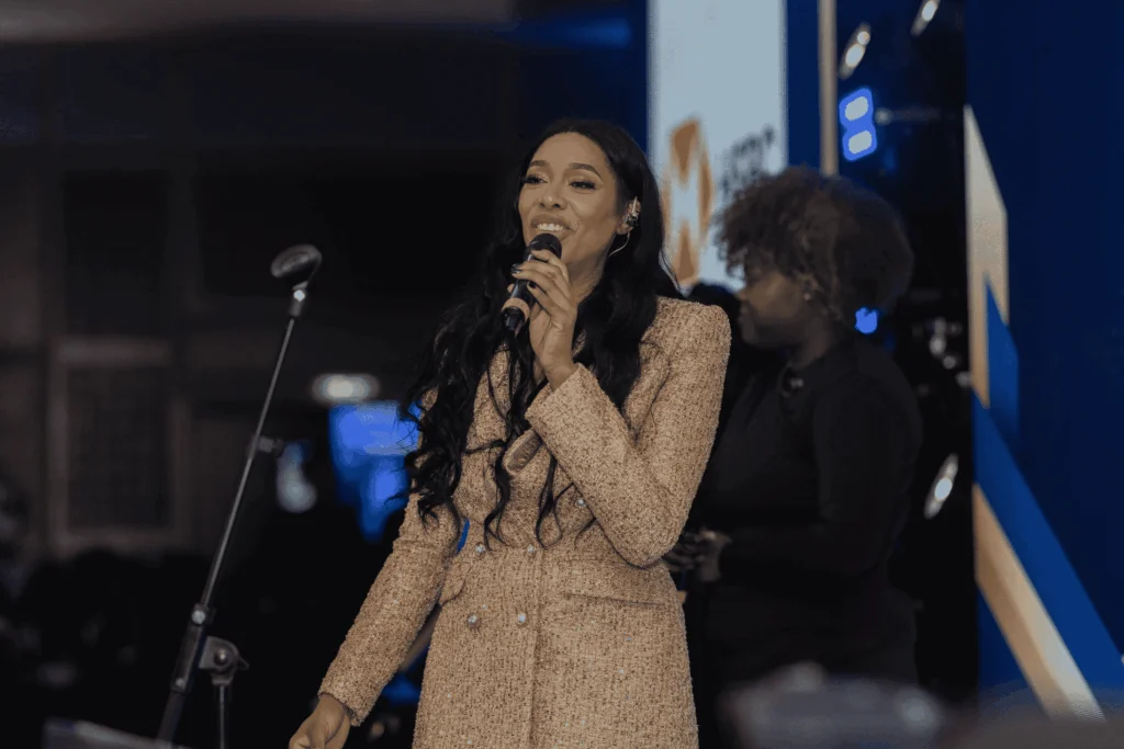 Keisha White performs at CCC Awards 2026