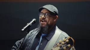Mike Weaver Brings Intimate Live Worship to Private 50th Birthday Celebration in Fort Lauderdale
