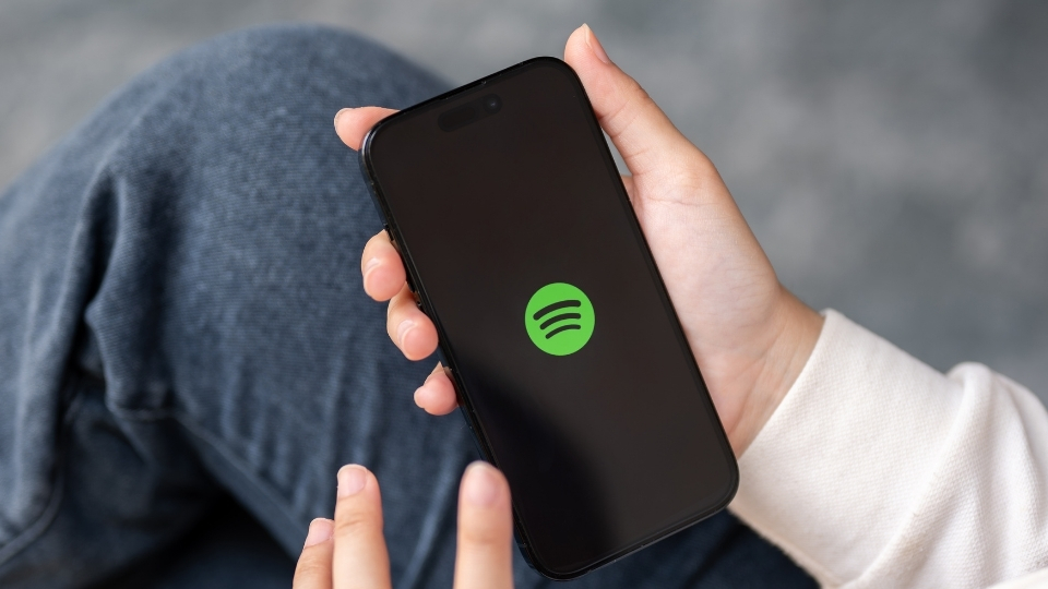 How to Pitch Your Music to Spotify Editorial Playlists