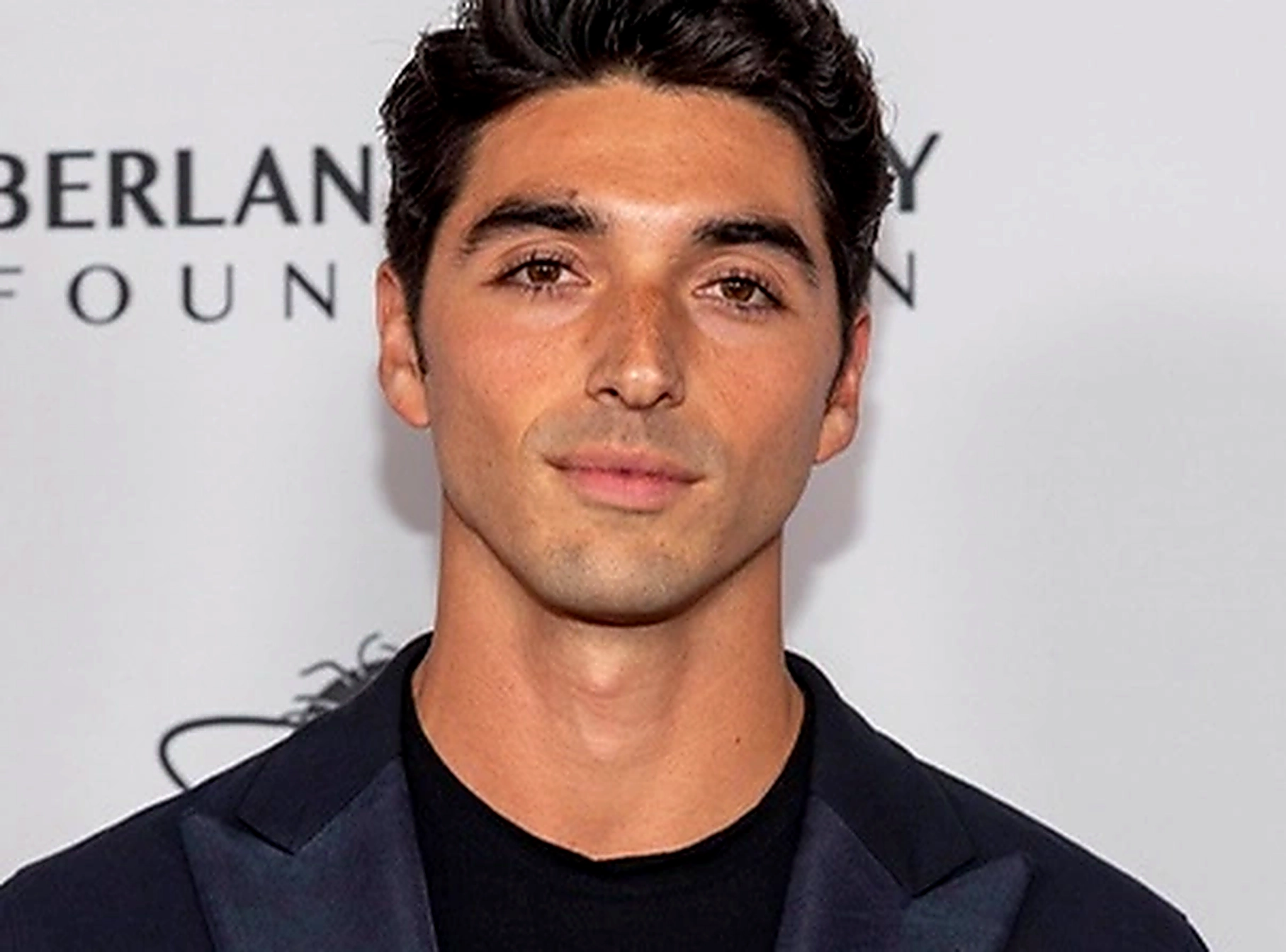 taylor zakhar perez