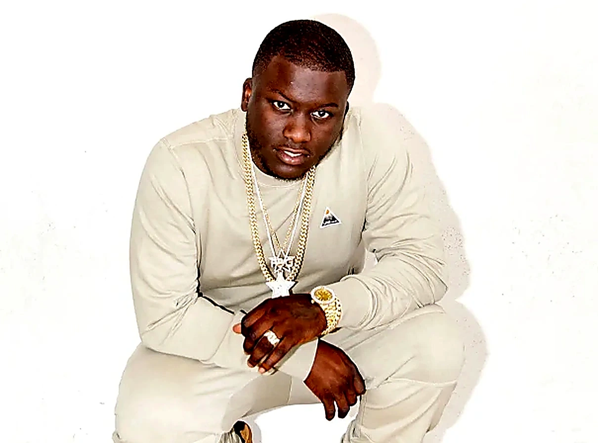 zoey dollaz