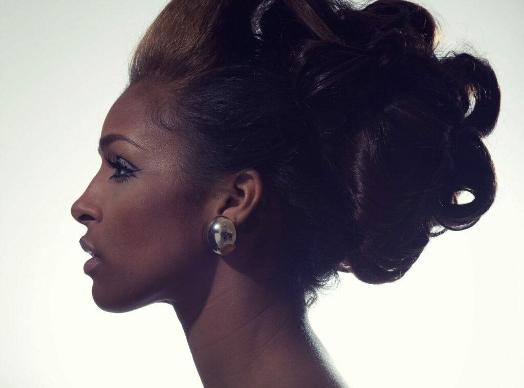Melody Thornton