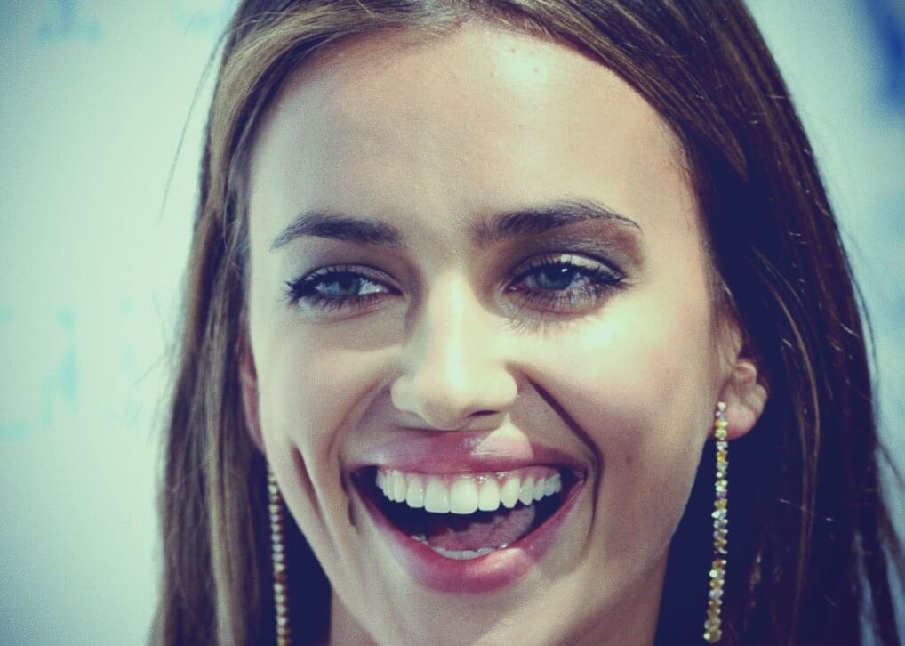 Irina Shayk bio pic 1280 1018x726