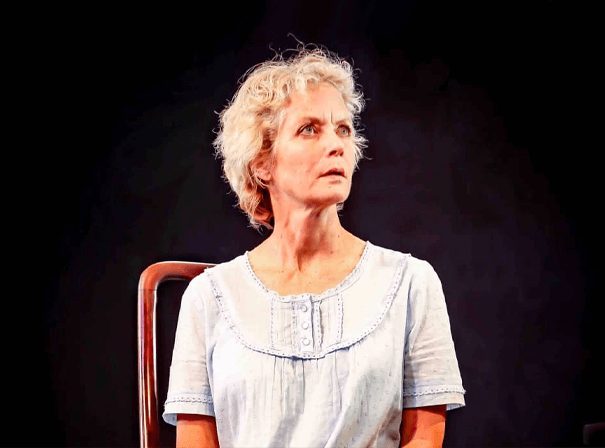 Jenny Seagrove MN2S