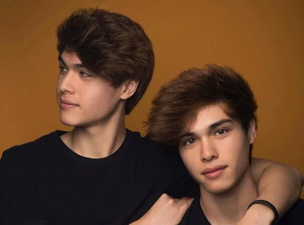 The Stokes Twins MN2S