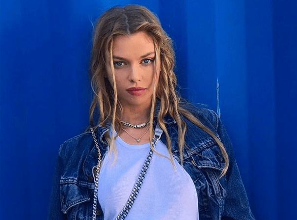 Stella Maxwell