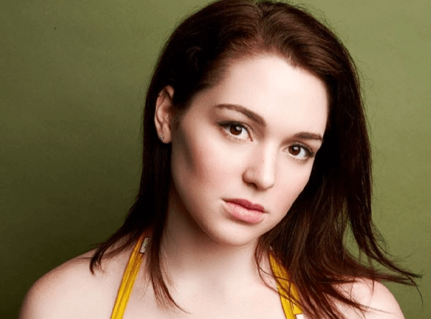 Jennifer Stone