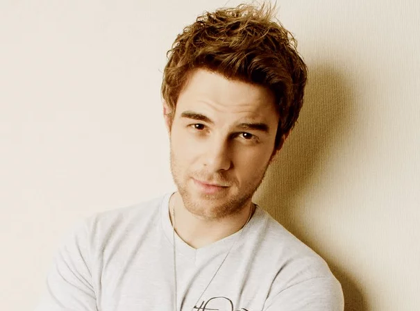 Nathaniel Buzolic