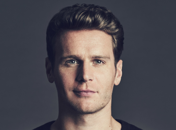 Jonathan Groff