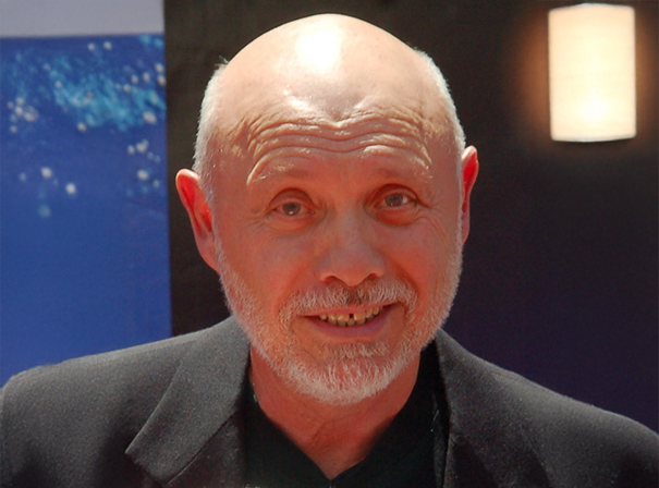 Hector Elizondo