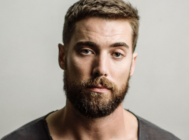 Dustin Milligan