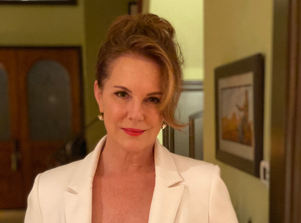 Elizabeth Perkins