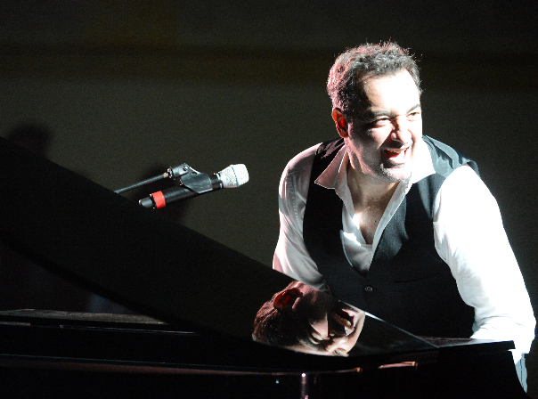 Alex Bugnon