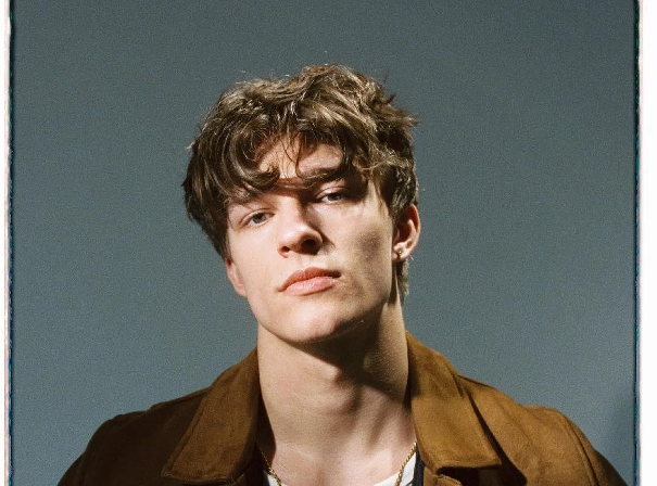 Alex Sampson