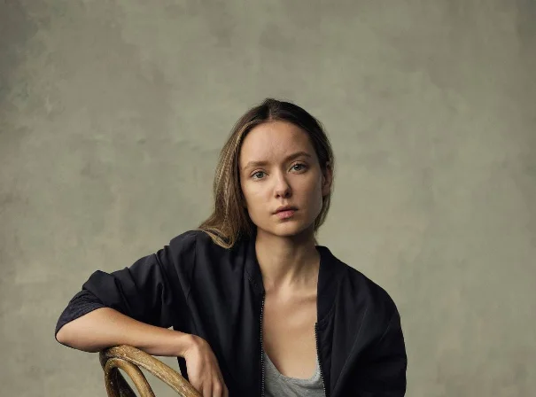 Alexandra Dowling