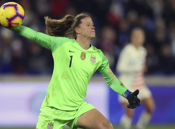 Alyssa Naeher