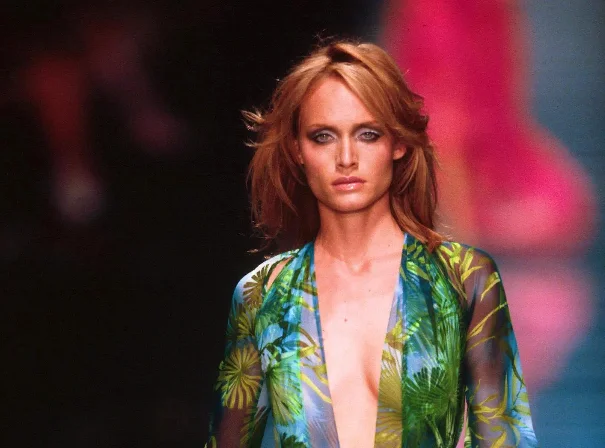 Amber Valletta