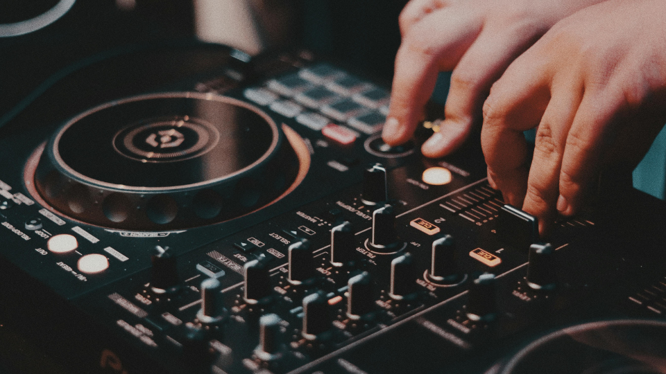 How to Release Remixes, Extended Mixes and Live Versions So Listeners Can Actually Find Them
