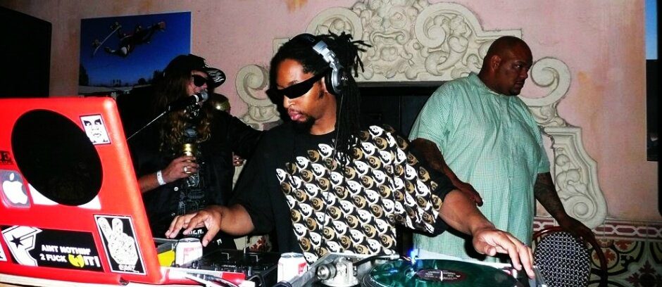 Corporate DJ 3 - Booking Agent